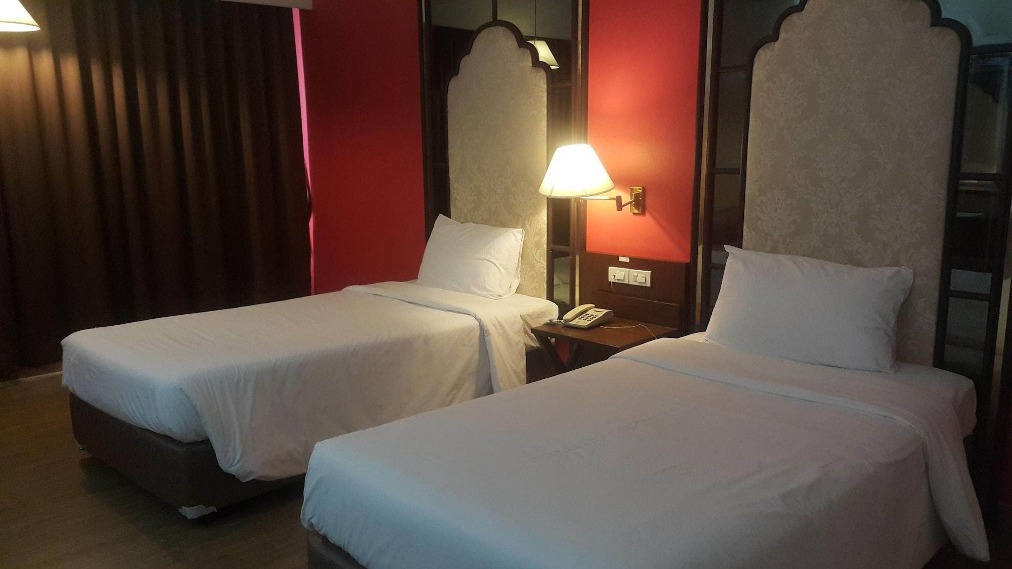 Bp Chiangmai City Hotel Чиангмай Екстериор снимка
