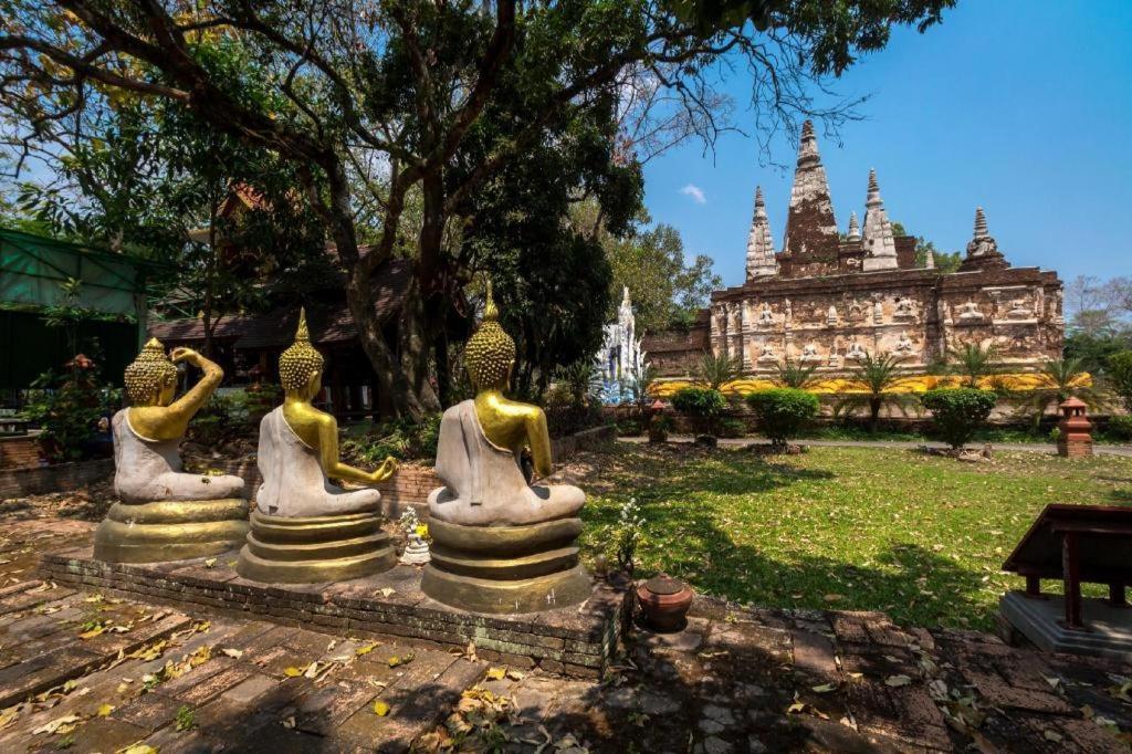 Bp Chiangmai City Hotel Чиангмай Екстериор снимка