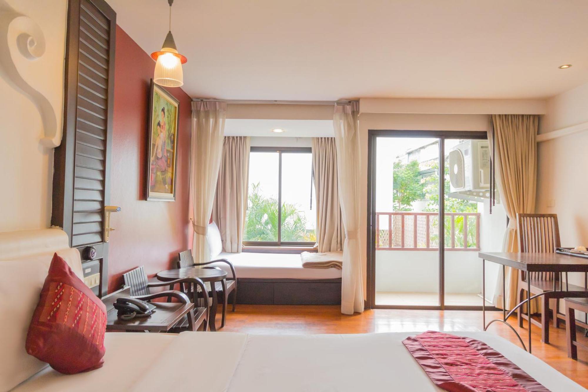 Bp Chiangmai City Hotel Чиангмай Екстериор снимка