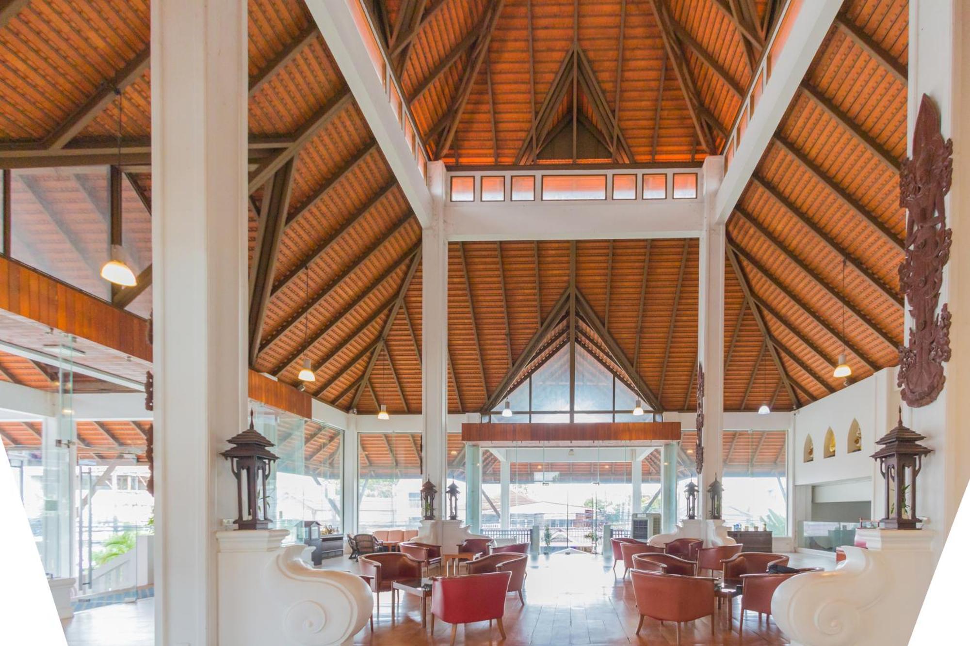 Bp Chiangmai City Hotel Чиангмай Екстериор снимка