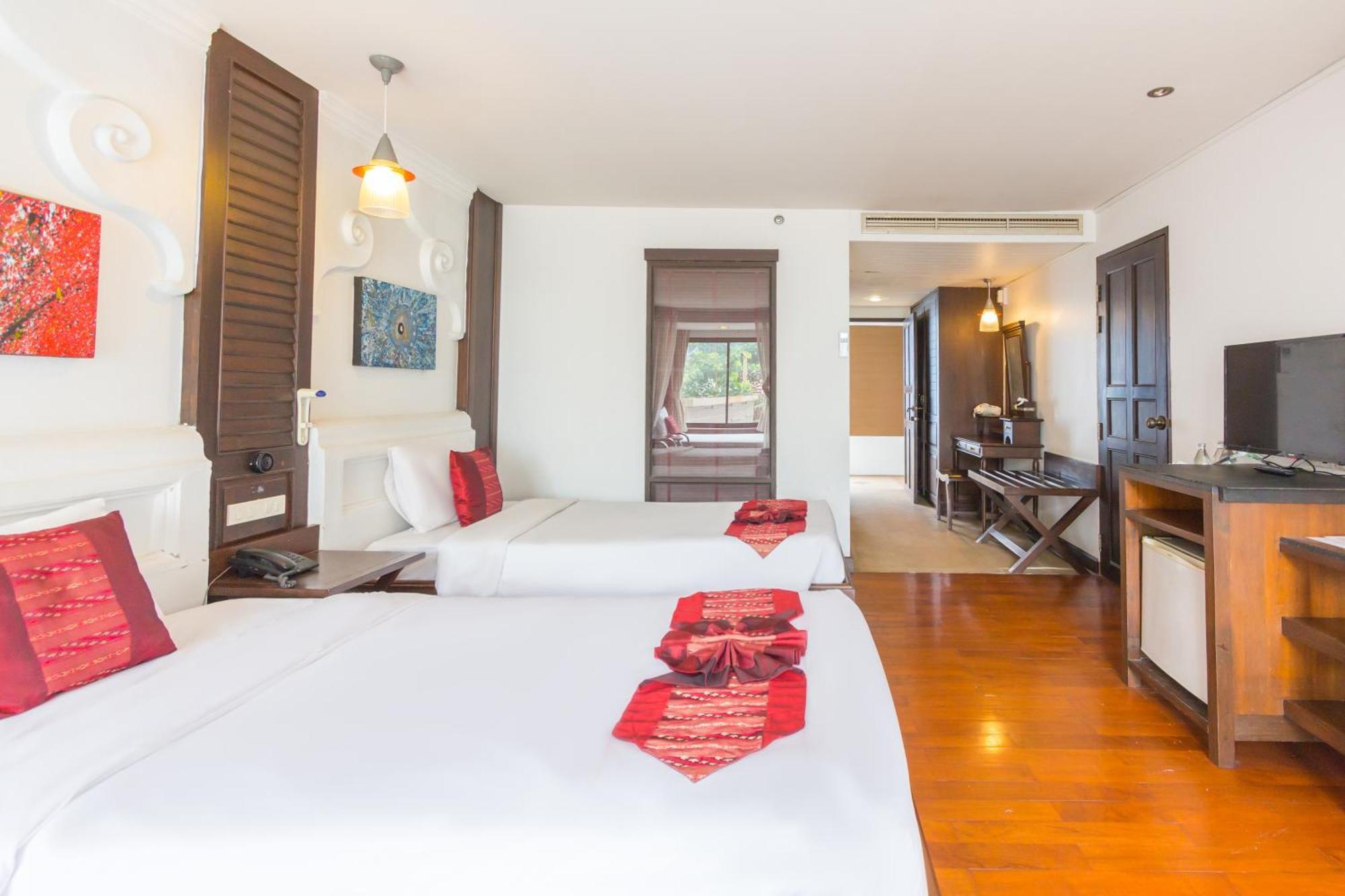 Bp Chiangmai City Hotel Чиангмай Екстериор снимка