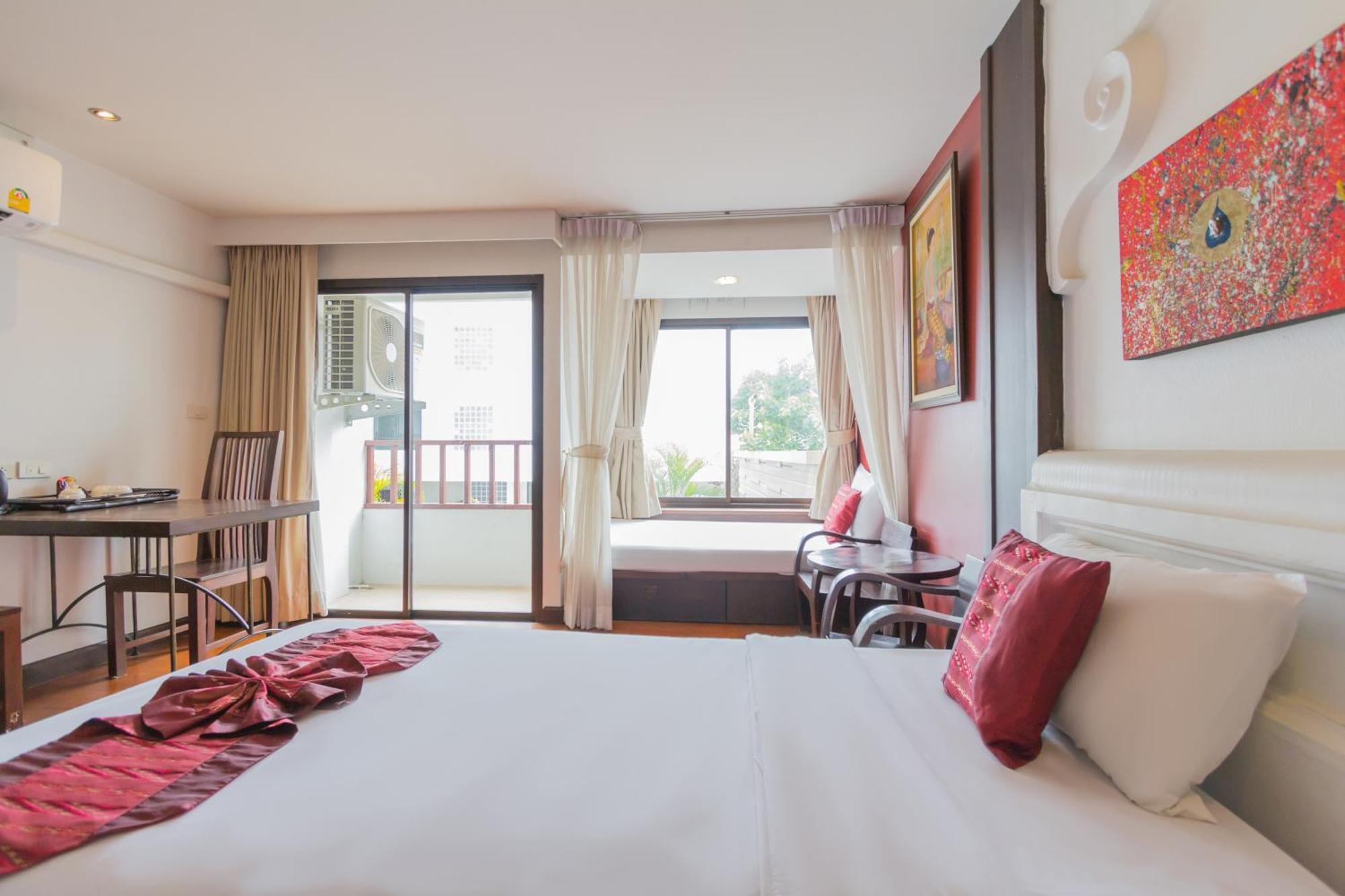 Bp Chiangmai City Hotel Чиангмай Екстериор снимка