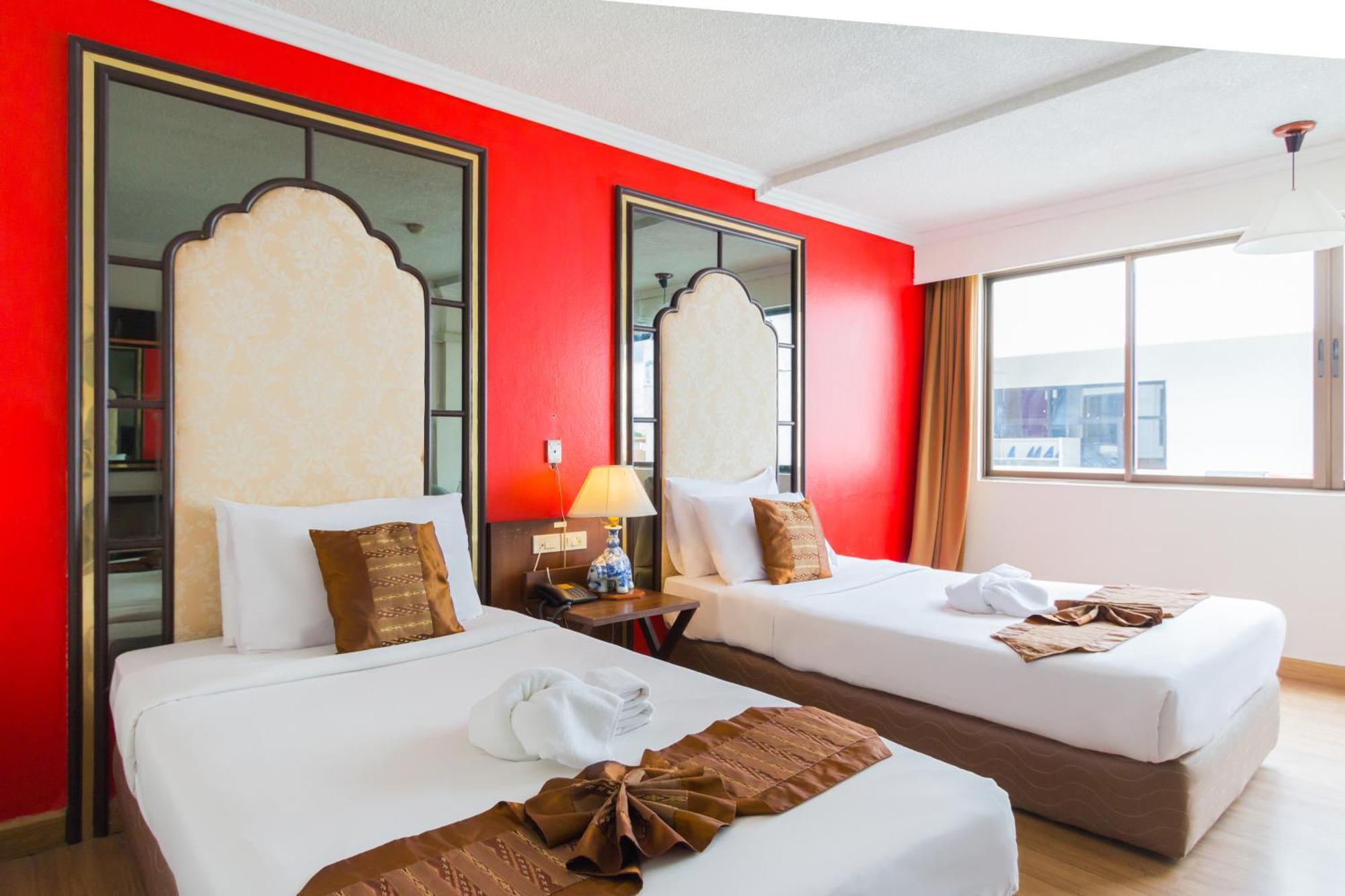 Bp Chiangmai City Hotel Чиангмай Екстериор снимка