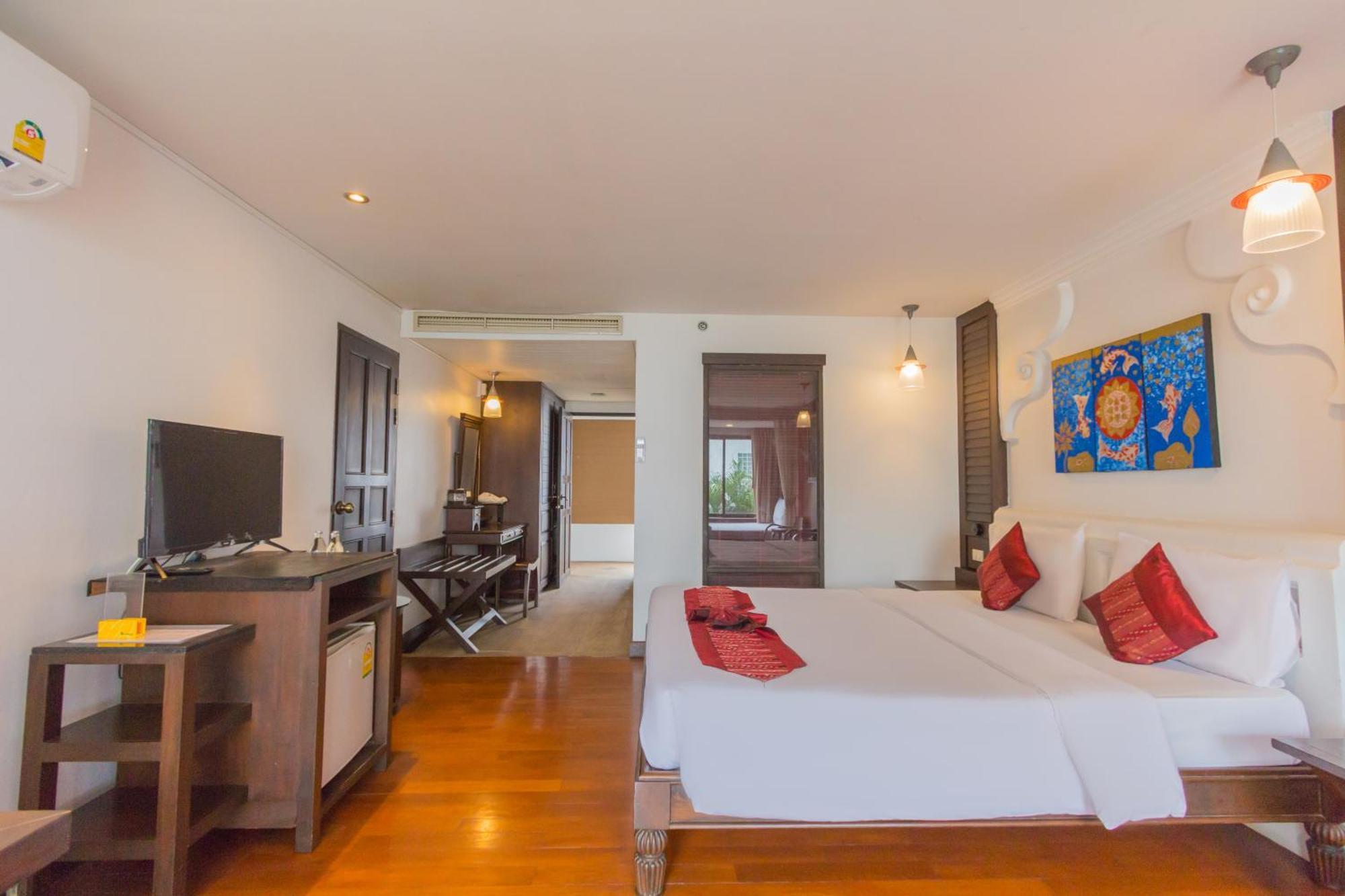 Bp Chiangmai City Hotel Чиангмай Екстериор снимка